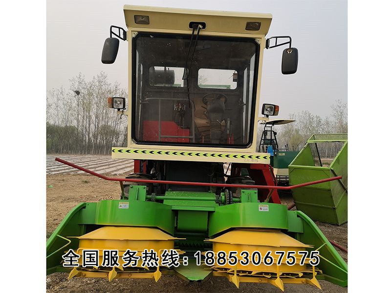 輪式圓盤內(nèi)置粉碎青黃儲(chǔ)機(jī)