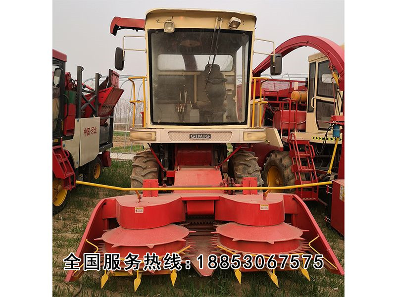 內(nèi)置圓盤式青儲機(jī)