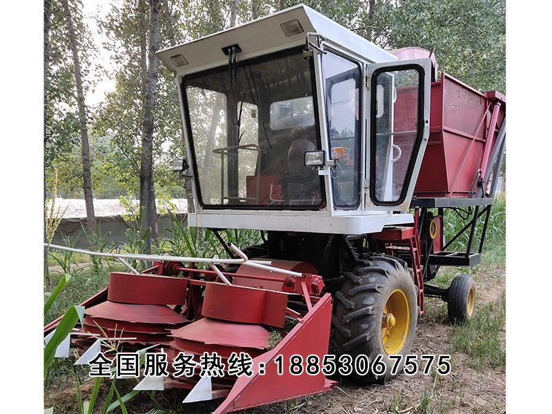 內(nèi)置圓盤式青儲機