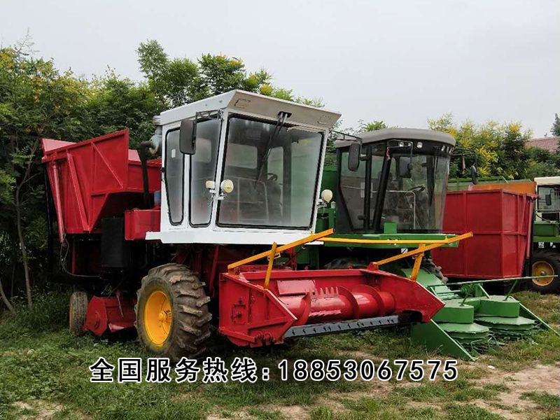 地滾dao式青儲機(jī)