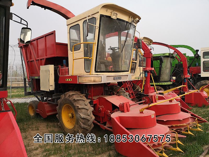 內(nèi)置圓盤式青儲機(jī)