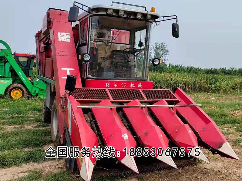 玉米雙收聯(lián)合收割機(jī)